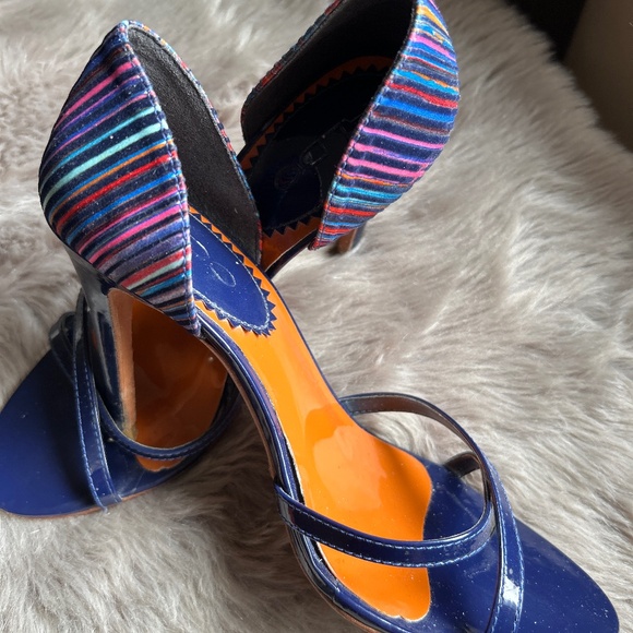 Aldo 50 shades of Blue Sandals 👡 - Picture 4 of 4